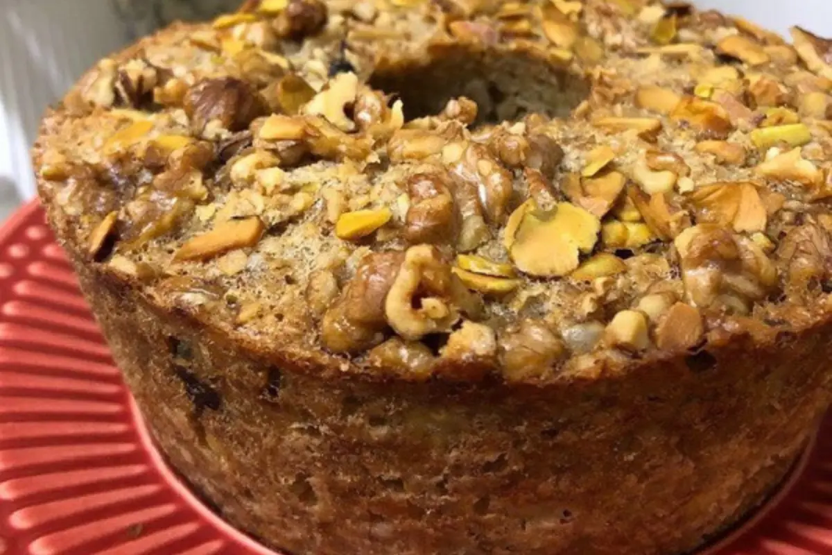 Bolo de Banana com Aveia: Uma Delícia Saudável e Reconfortante