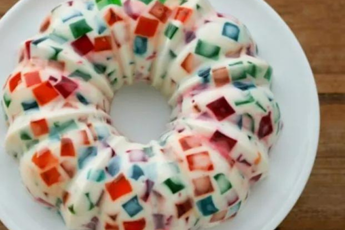 Gelatina Mosaico: Uma Sobremesa Colorida e Deliciosa