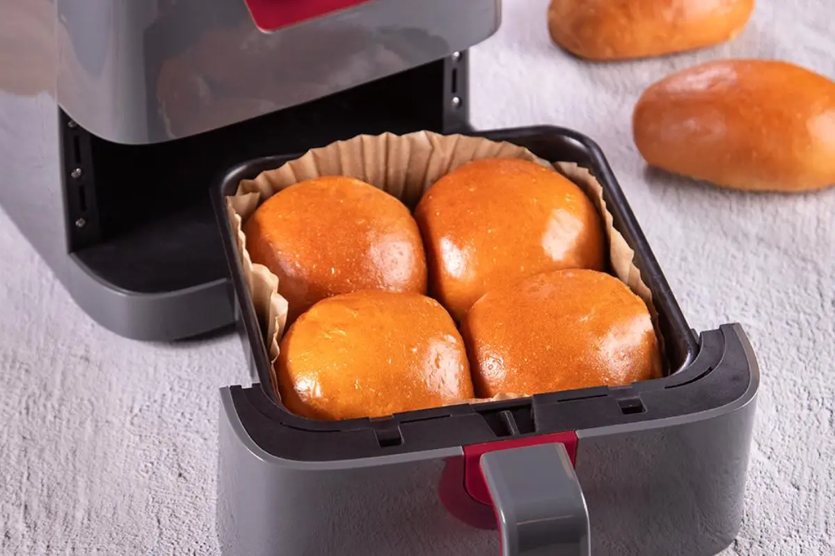 Pão na Airfryer: Uma Deliciosa e Prática Opção para seu Café da Manhã