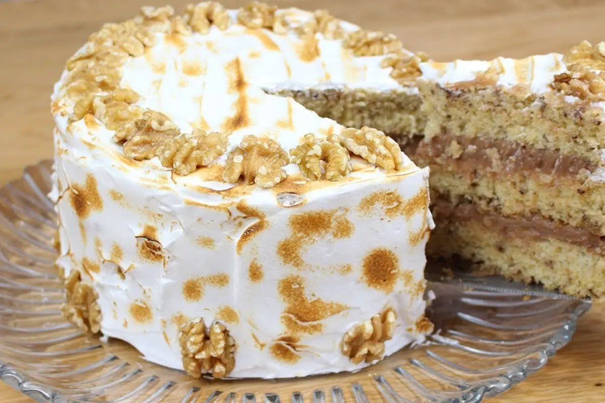 Bolo de Nozes Fit: Sabor Delicioso e Nutrição Equilibrada