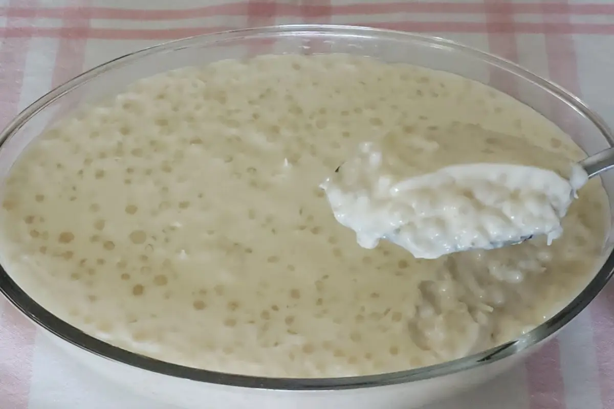 Sagu de Leite Cremoso: Uma Sobremesa Clássica e Reconfortante
