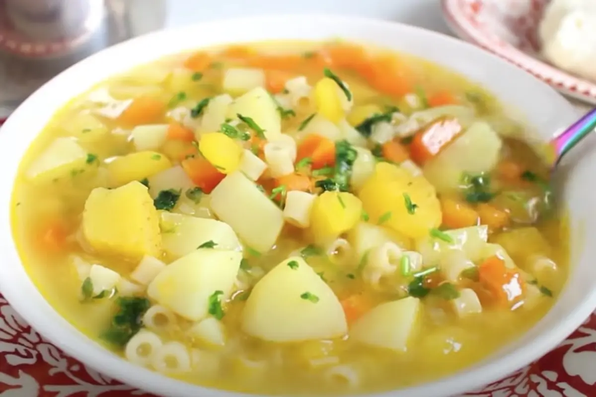 Receita de Sopa de Legumes: Uma Opção Saudável e Reconfortante