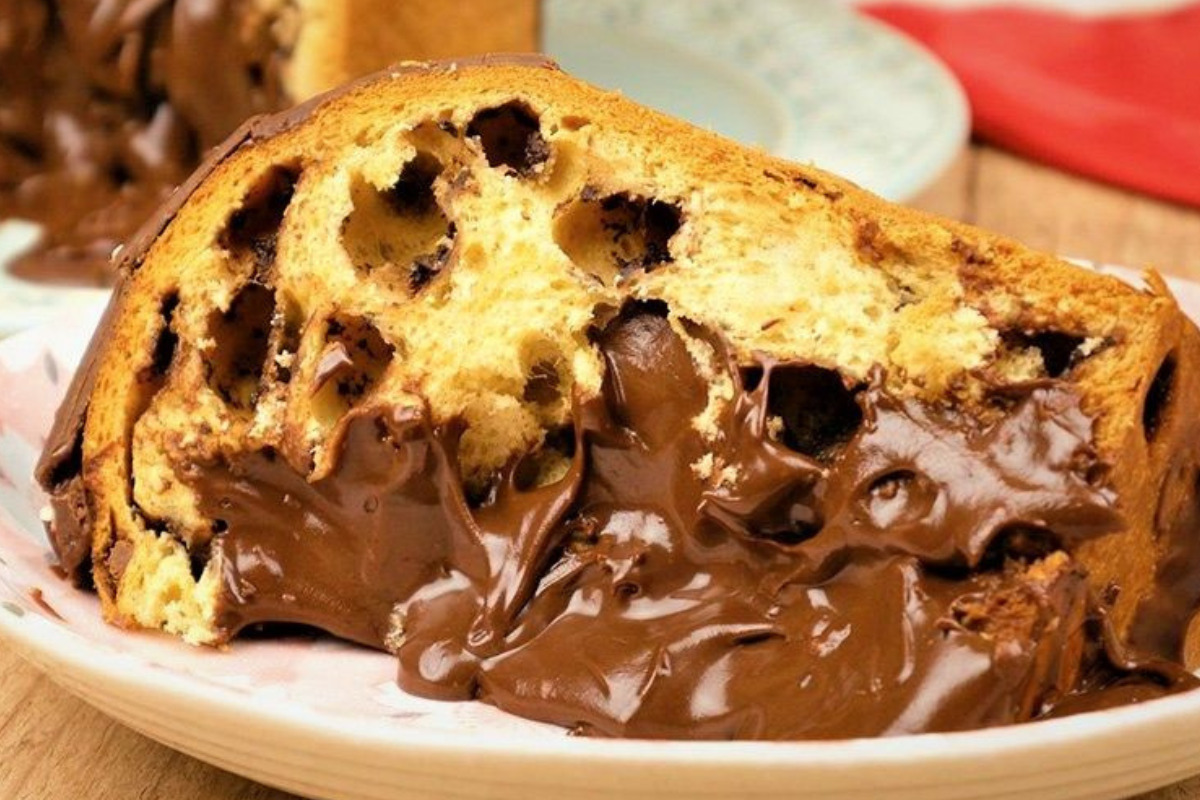Panetone de Chocolate Trufado: Uma Delícia Natalina – Receita, Modo de Preparo e Informações Nutricionais