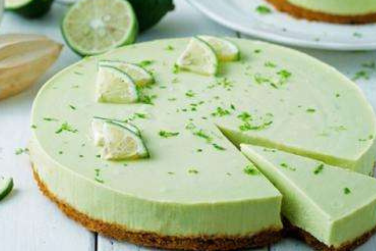 Desfrute do Frescor e Nutrição: Cheesecake de Abacate e Limão – Receita e Informações Nutricionais