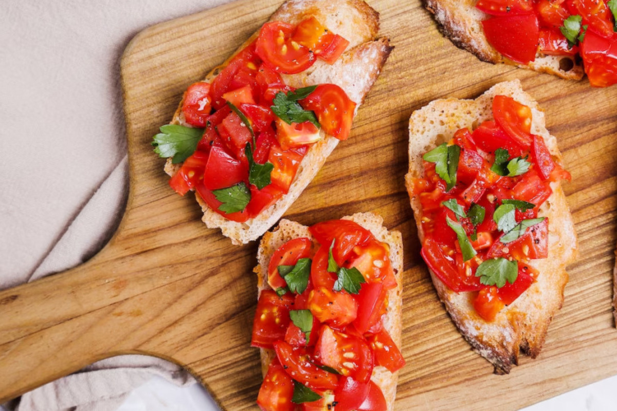Bruschetta de Tomate e Manjericão: Uma Explosão de Sabores e Nutrientes