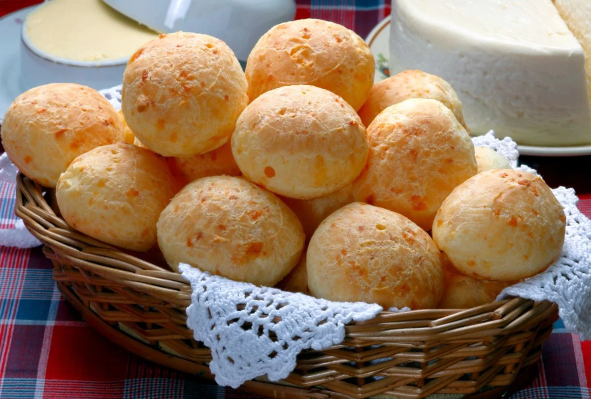 Deliciosa Receita de Pão de Queijo: Uma Explosão de Sabor e Nutrientes